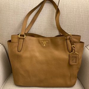 Prada BR4970 Vitello Daino Tote in Camello